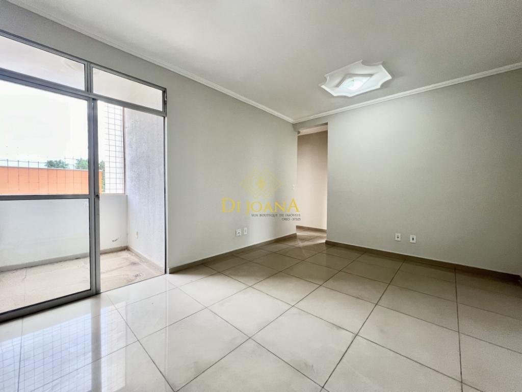 Apartamento à venda com 3 quartos, 70m² - Foto 2